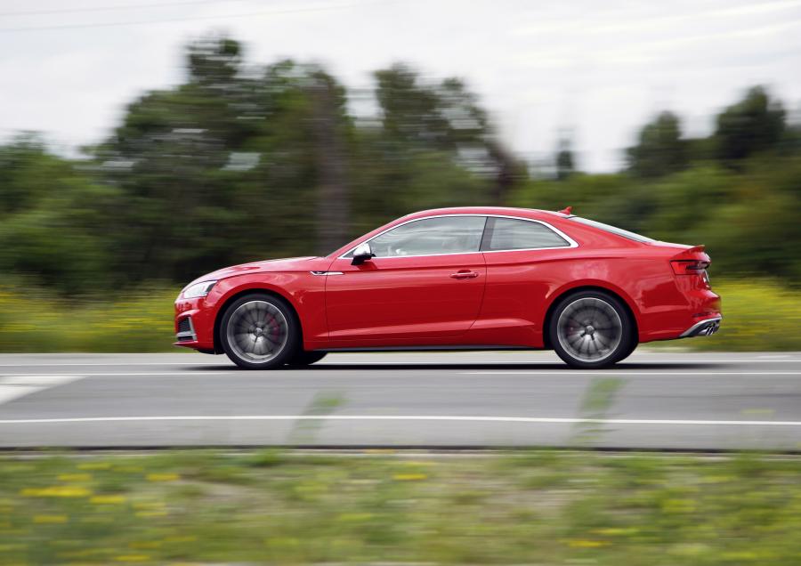  Audi S5 Coupe 2016 года  (WW) (фото 35 из 75)